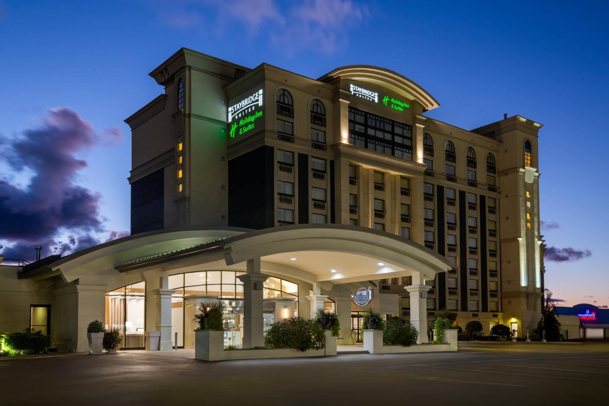 Holiday Inn Hotel & Suites St.Catharines-Niagara By Ihg Saint Catharines Exterior photo