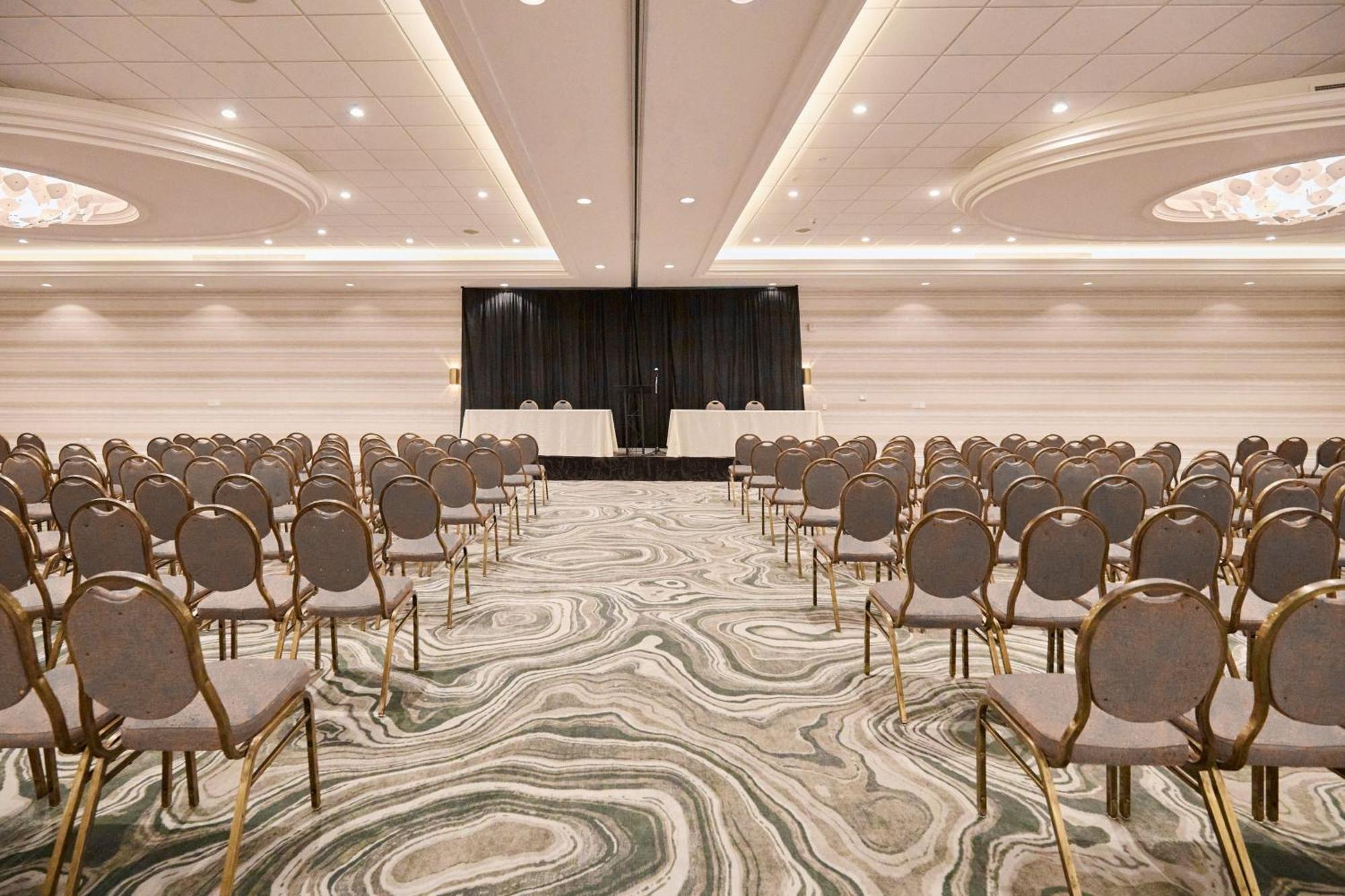 Holiday Inn Hotel & Suites St.Catharines-Niagara By Ihg Saint Catharines Exterior photo